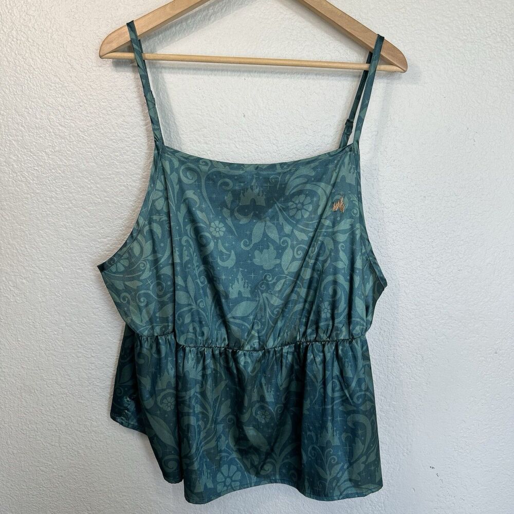 Disney Pajamas Cinderella Castle Green Satin Sleepwear Lounge Relax Women 2X